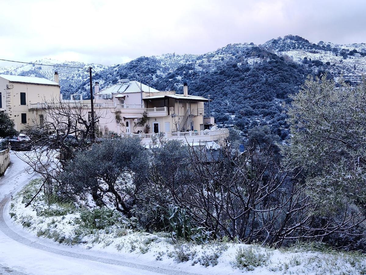 Villa Drakona Keramia  Buitenkant foto